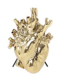 Love in Bloom Giant Vase — Sculptural Heart-Shaped Design 
